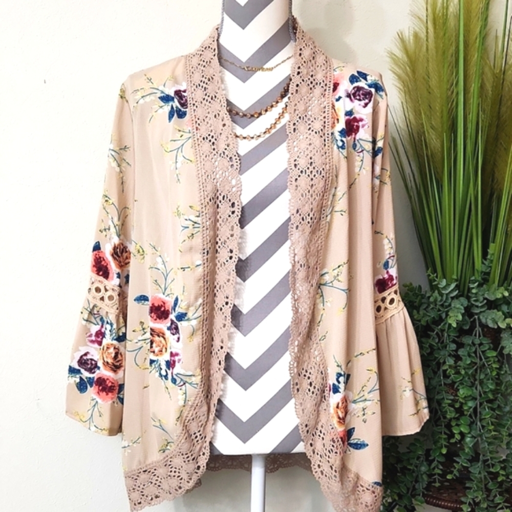 Floral Lace-Trim Open Front Cardigan - Blush Pink - Picture 10 of 14
